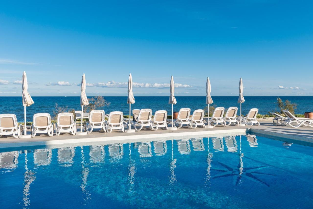Hotel Atolon & Kaafu Beach Club Cala Bona  Exteriör bild