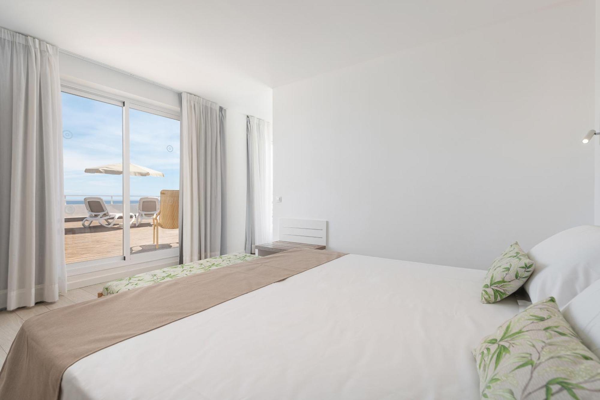 Hotel Atolon & Kaafu Beach Club Cala Bona  Rum bild
