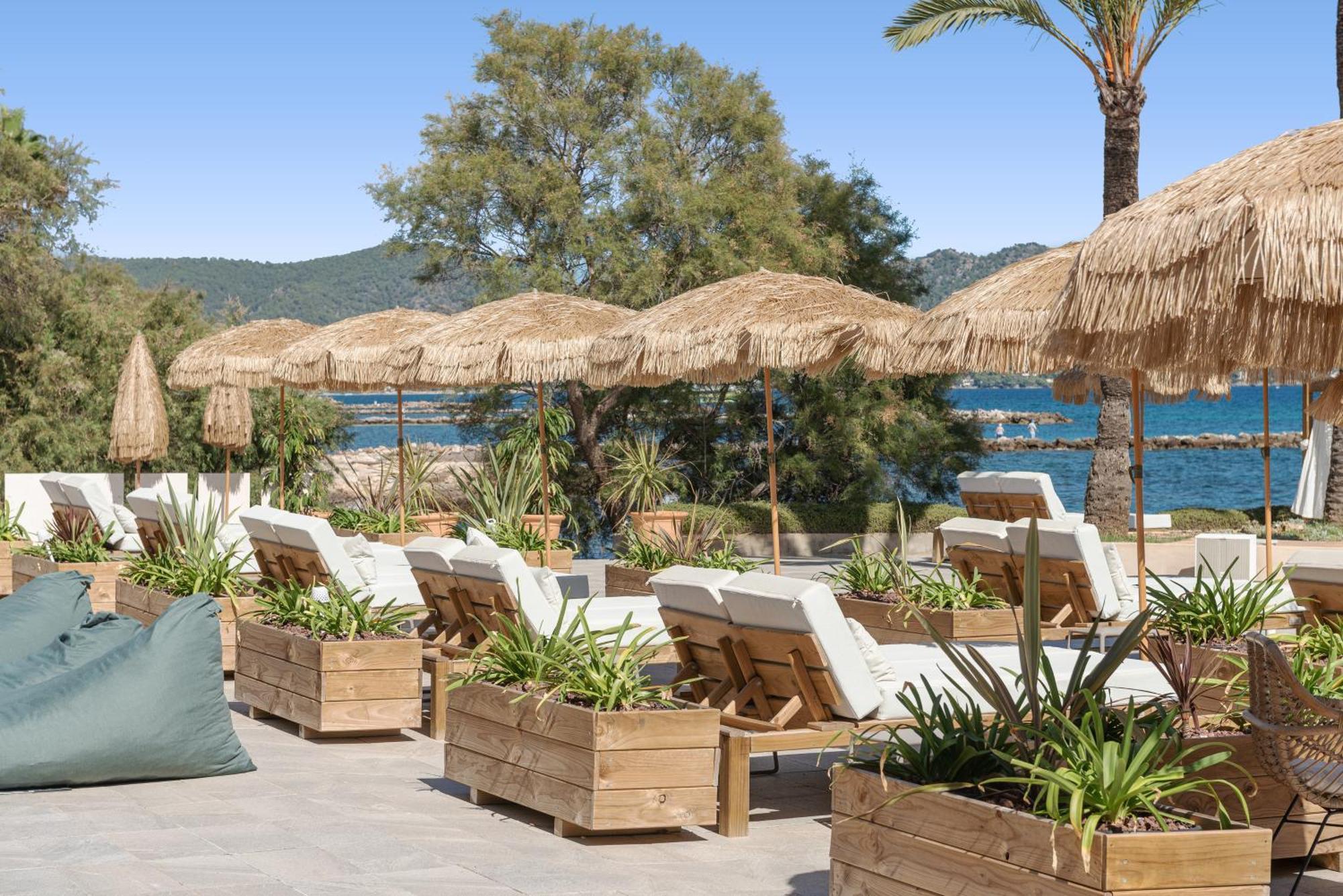 Hotel Atolon & Kaafu Beach Club Cala Bona  Exteriör bild