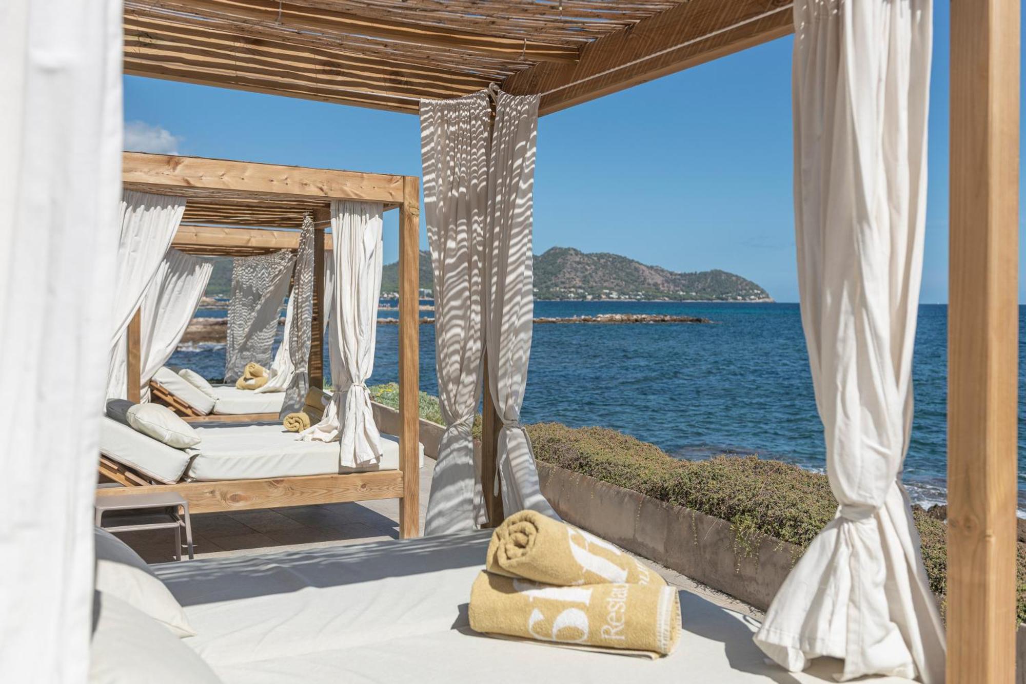 Hotel Atolon & Kaafu Beach Club Cala Bona  Exteriör bild