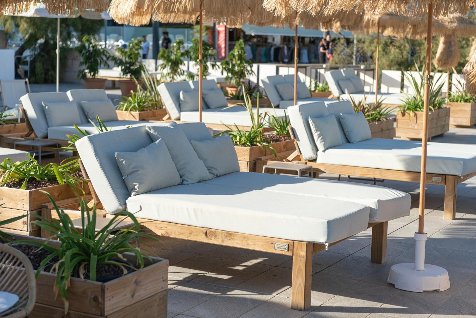 Hotel Atolon & Kaafu Beach Club Cala Bona  Exteriör bild